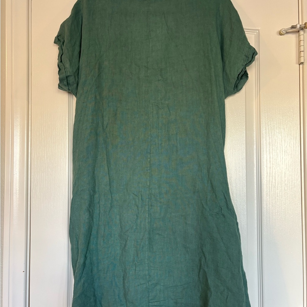 Elegant Green Linen Dress - Picture 2 of 6